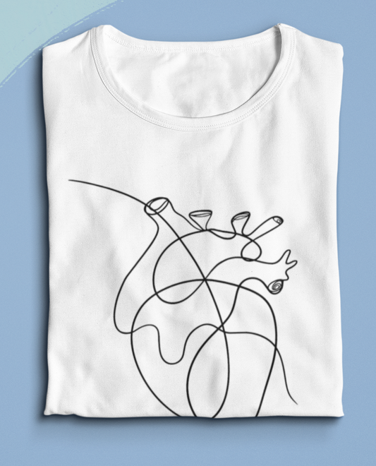 Geschnörkeltes anatomisches Herz Frauen T-Shirt